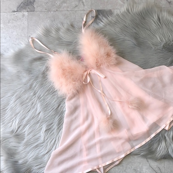 Betsey Johnson Other - BETSEY JOHNSON PINK FURRY POM POM BABYDOLL SMALL